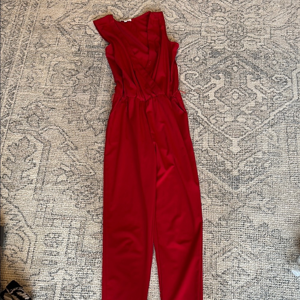 Socialite Red Sleeveless Jumpsuit with Fitted Silhouette